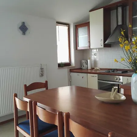 Rede Apartment *